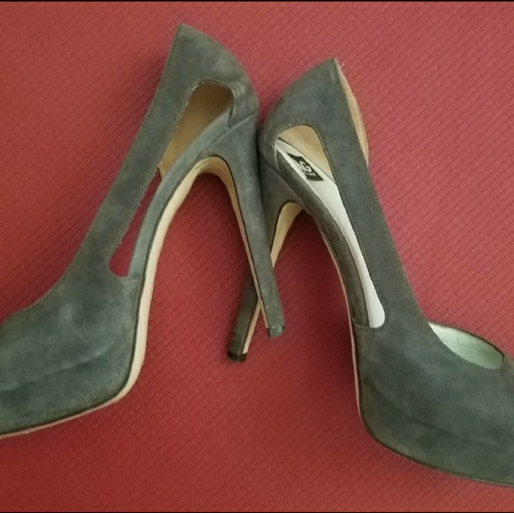 D&G heels, 4 in high, sz 37.5 - Picture 2 of 9